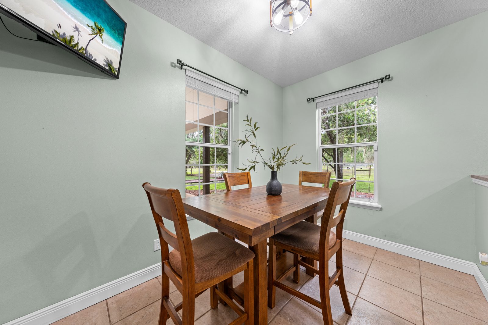 Breakfast nook